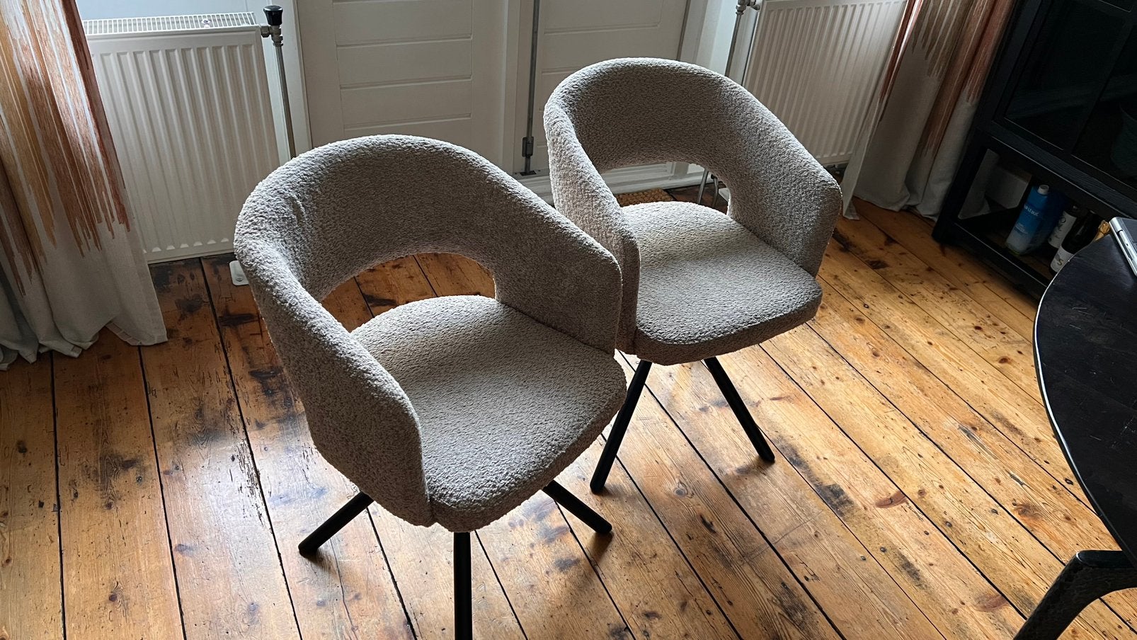 Eetkamer draaistoelen 4 stuks 1 jaar oud, Ophalen, Gebruikt, Metaal, Modern