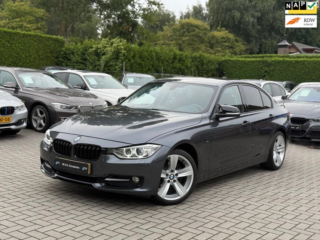 BMW 3-serie 320i EfficientDynamics Edition High Executive Sp, Auto's, BMW, Achterwielaandrijving, Gebruikt, 4 cilinders, Handgeschakeld