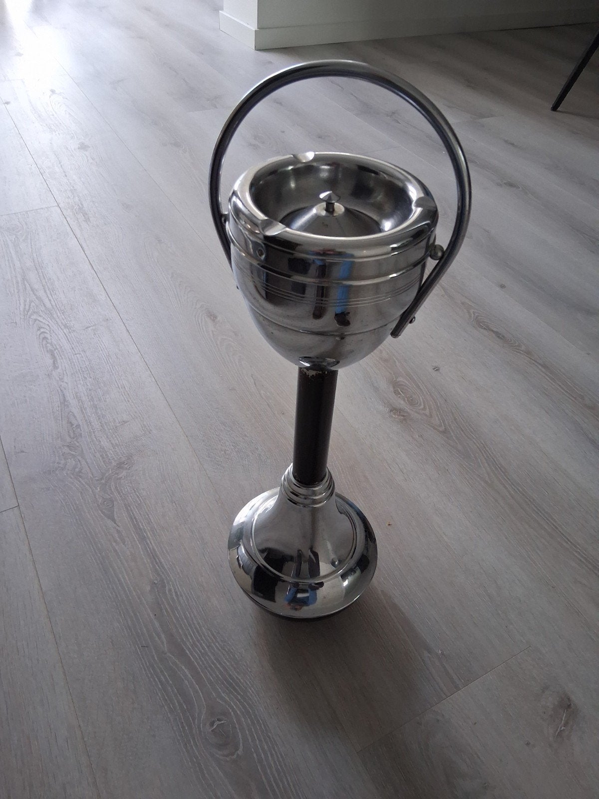 Staande asbak, Witgoed en Apparatuur, Ventilatoren, Ophalen, Vloerventilator