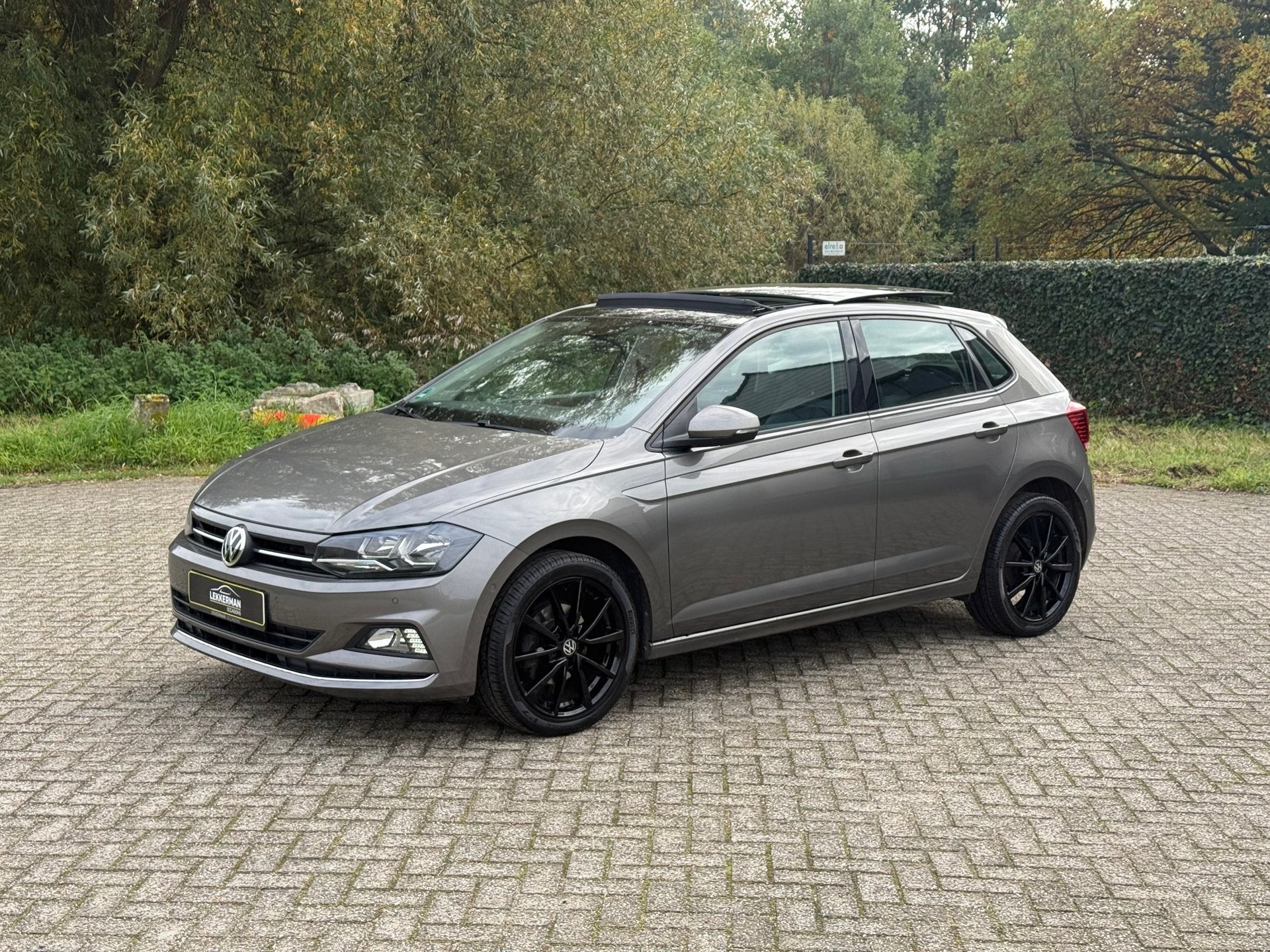 Volkswagen Polo 1.0 TSI Highline DSG I PANO I VIRTUAL DASH I, Gebruikt, 1095 kg, 116 pk, Origineel Nederlands