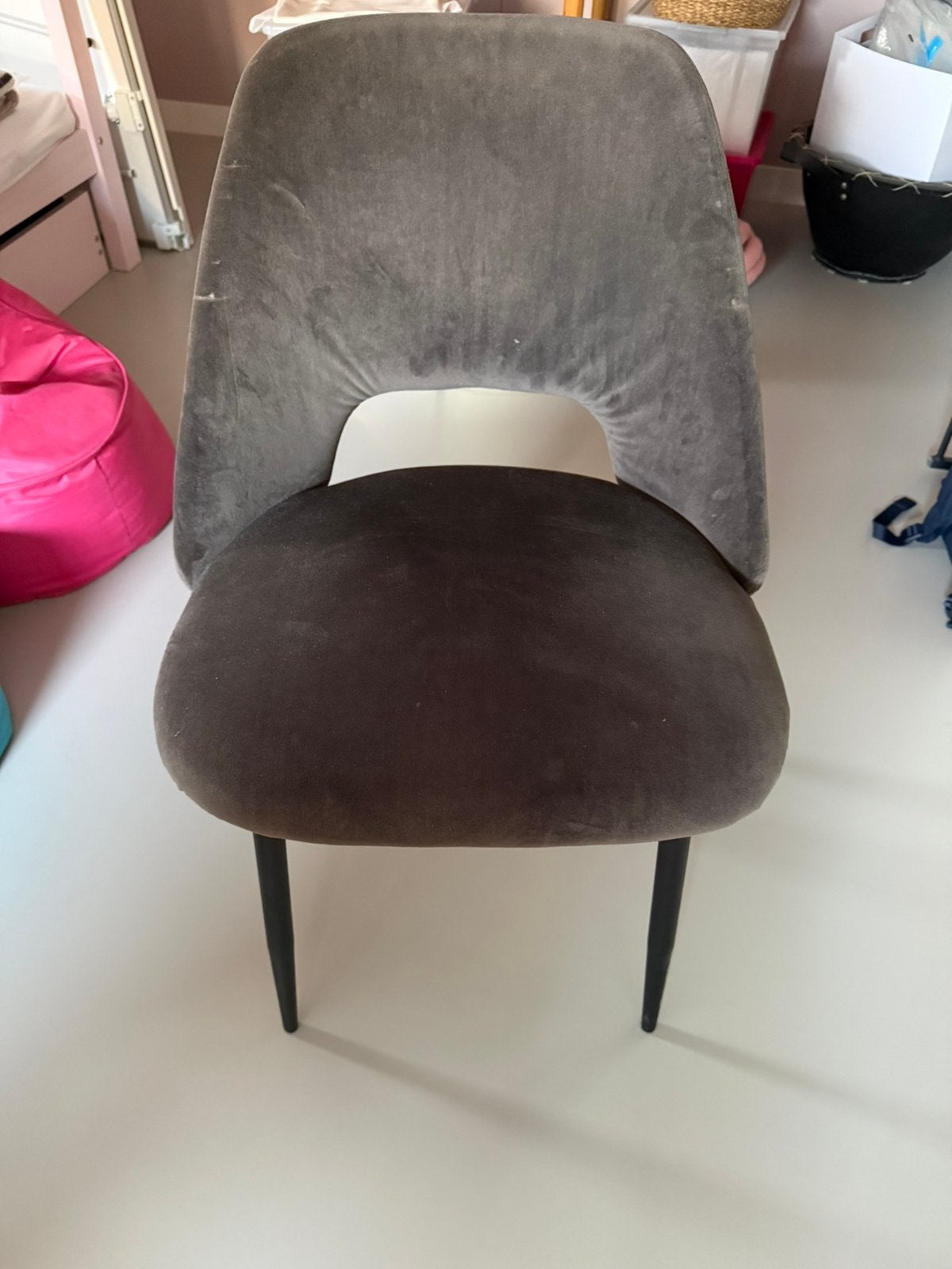 Donkergrijze velvet stoel loods 5, Huis en Inrichting, Stoelen, Ophalen, Zo goed als nieuw, Eén, Modern