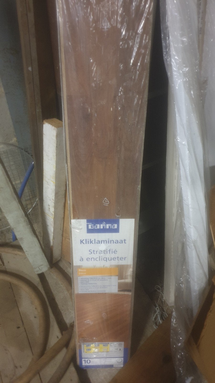 4 pakken laminaat van Gamma, Nieuw, 10 tot 30 cm, Hout, 5 tot 10 m²