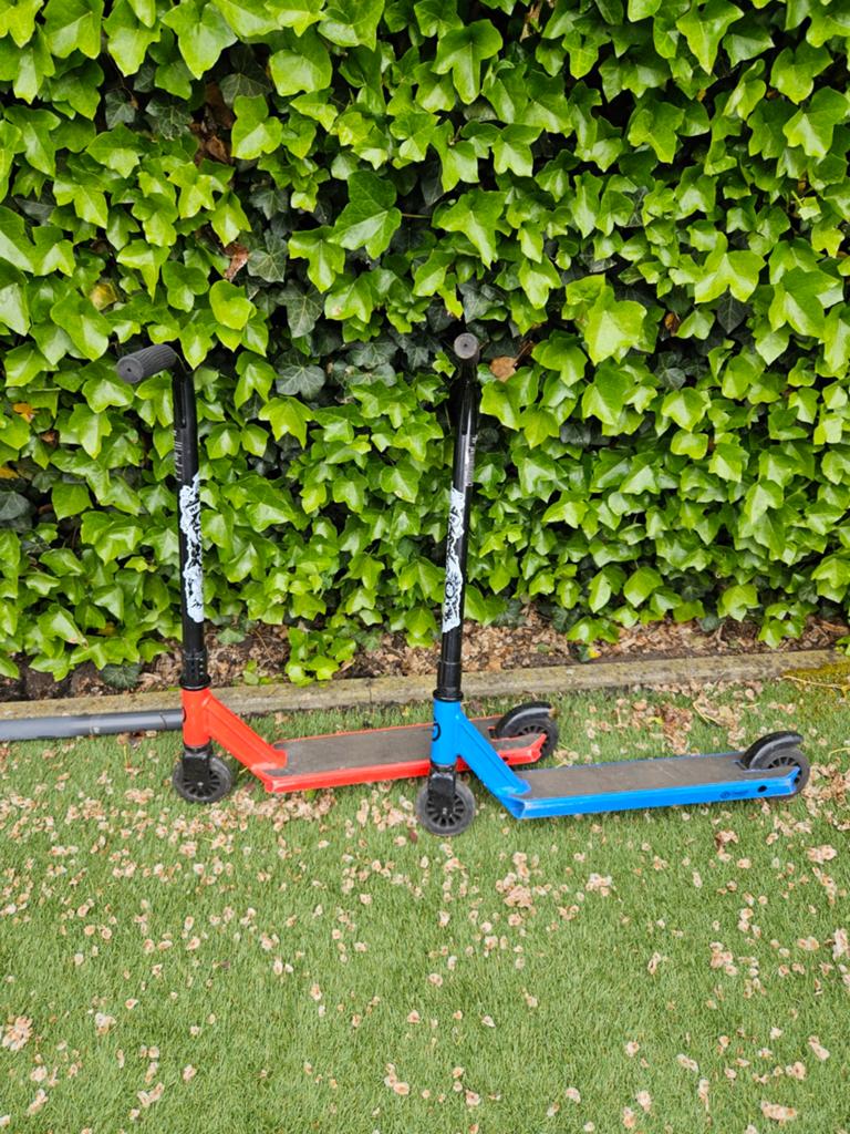 2x Oxelo stunt step. 20 euro per stuk, Fietsen en Brommers, Steps, Ophalen, Gebruikt, Gewone step, Oxelo (Decathlon)