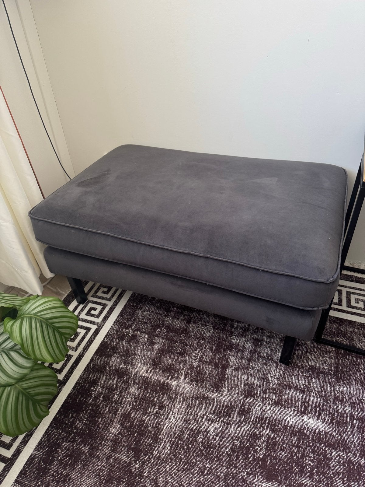 Gratis kleine poef, Huis en Inrichting, Ophalen, Minder dan 50 cm, Gebruikt, 50 tot 75 cm