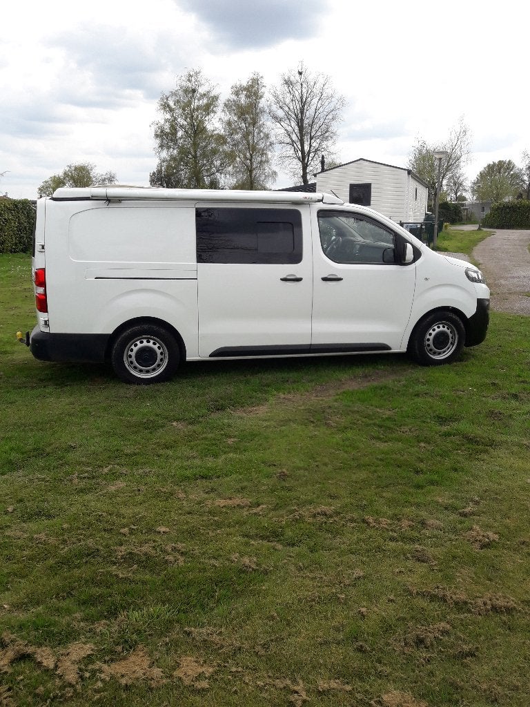 Camper Buscamper Camperbus  Bouwjaar 2017., Chemisch toilet, Koelkast, 7 tot 12 maanden geleden, Diesel
