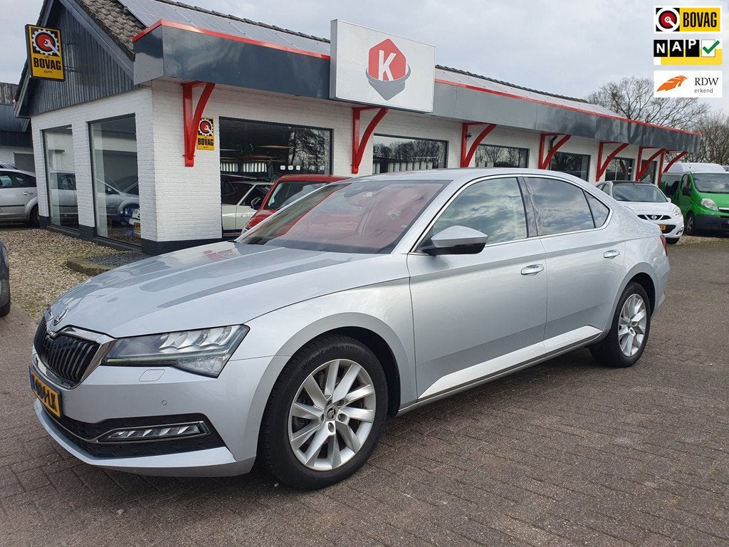 Skoda Superb 1.5 TSI ACT Business Edition DSG/NAVI