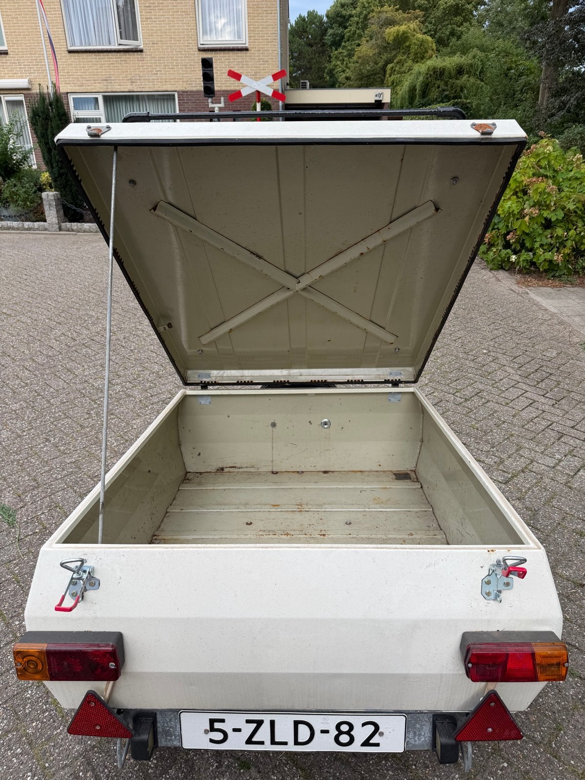 Compacte bagagewagen met imperiaal, bagage aanhanger, Ophalen, Gebruikt