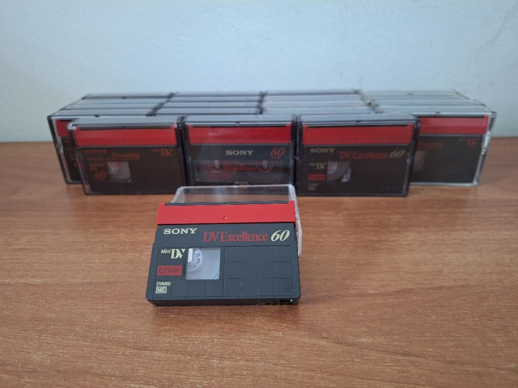 20 Sony Mini DV Videobandjes - 60 Minuten, Mini dv, Gebruikt, 20x of meer, Ophalen of Verzenden