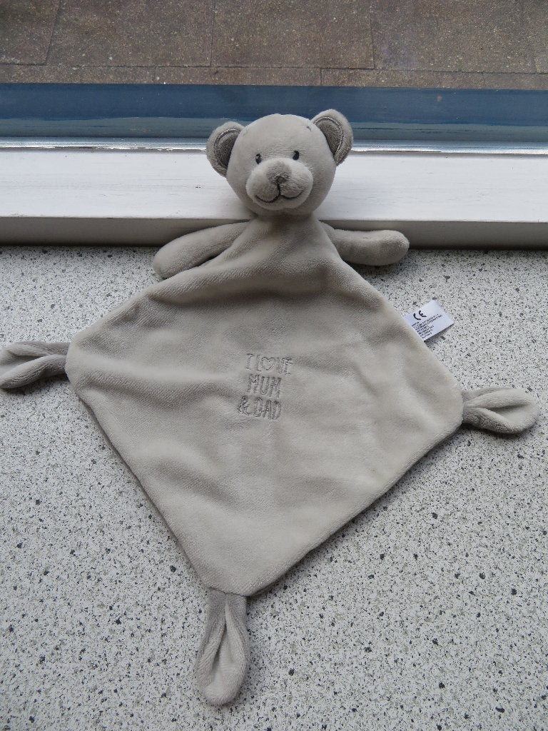 Knuffeldoek beer I love Mum & Dad merk Nicotoy zacht velours, Beer, Ophalen of Verzenden, Zo goed als nieuw, Wasbaar