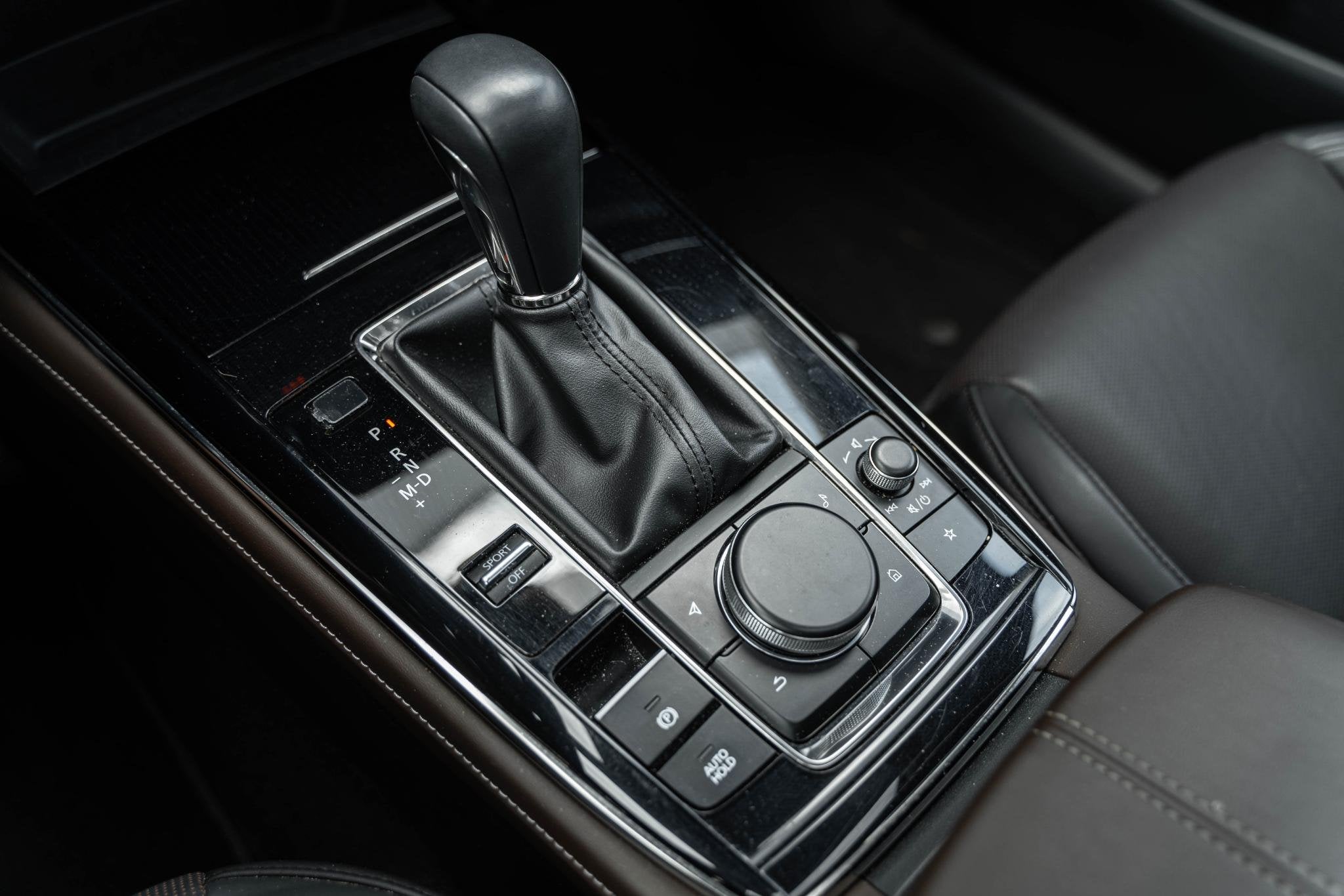 Mazda CX-30 2.0 e-SkyActiv-X M Hybrid Luxury | Trekhaak | Sc, 1998 cc, Gebruikt, 4 cilinders, 600 kg