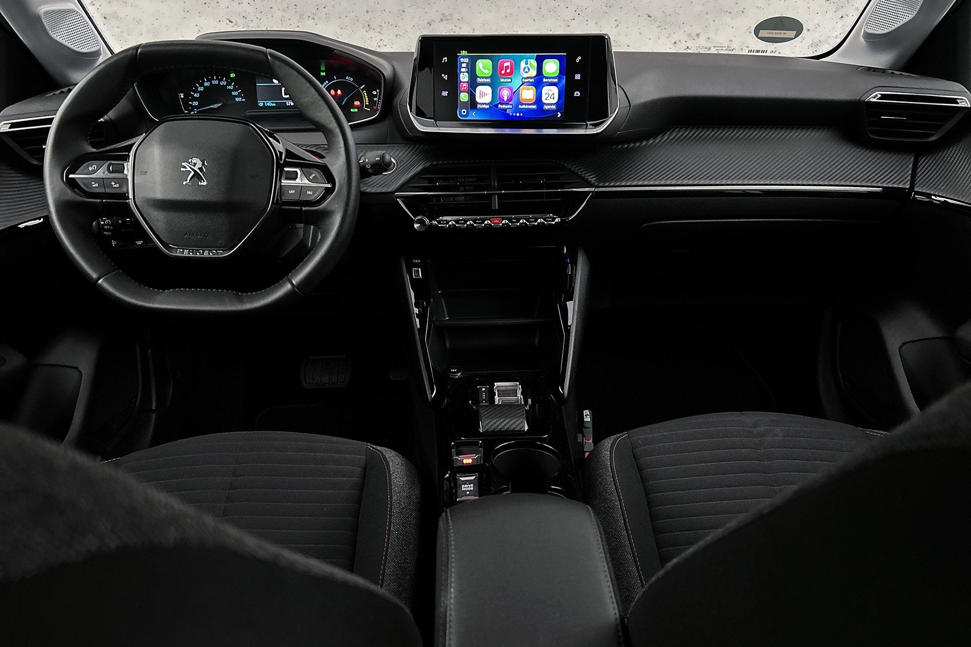 Peugeot e-208 EV Active 50 kWh | Apple Carplay | Cruise cont, Auto's, Gebruikt, Huisgarantie, Met garantie (alle), Zwart