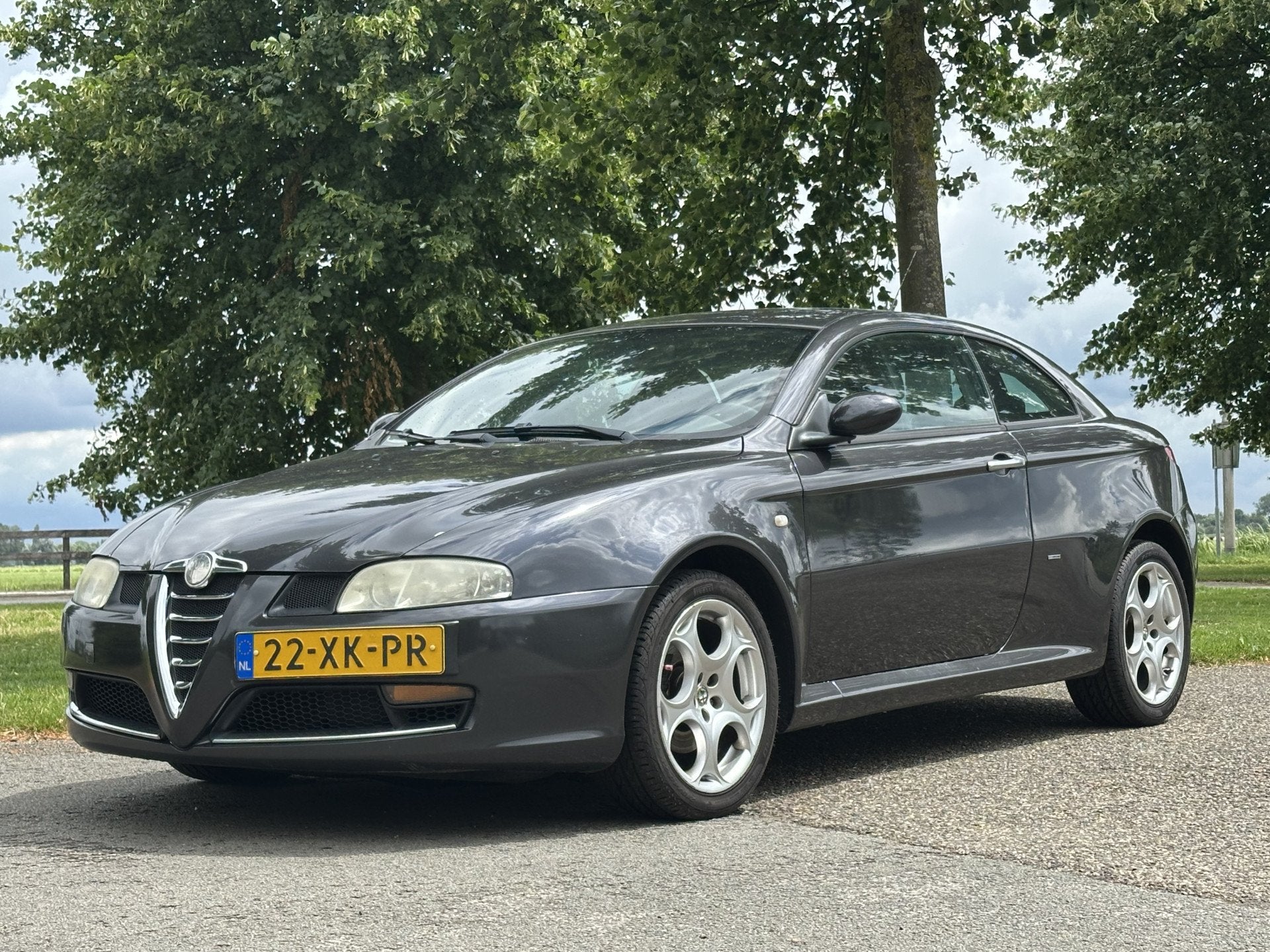 Alfa Romeo GT 1.9 JTD Progression Rijdt perfect (bj 2007), Voorwielaandrijving, Stof, Gebruikt, 1295 kg
