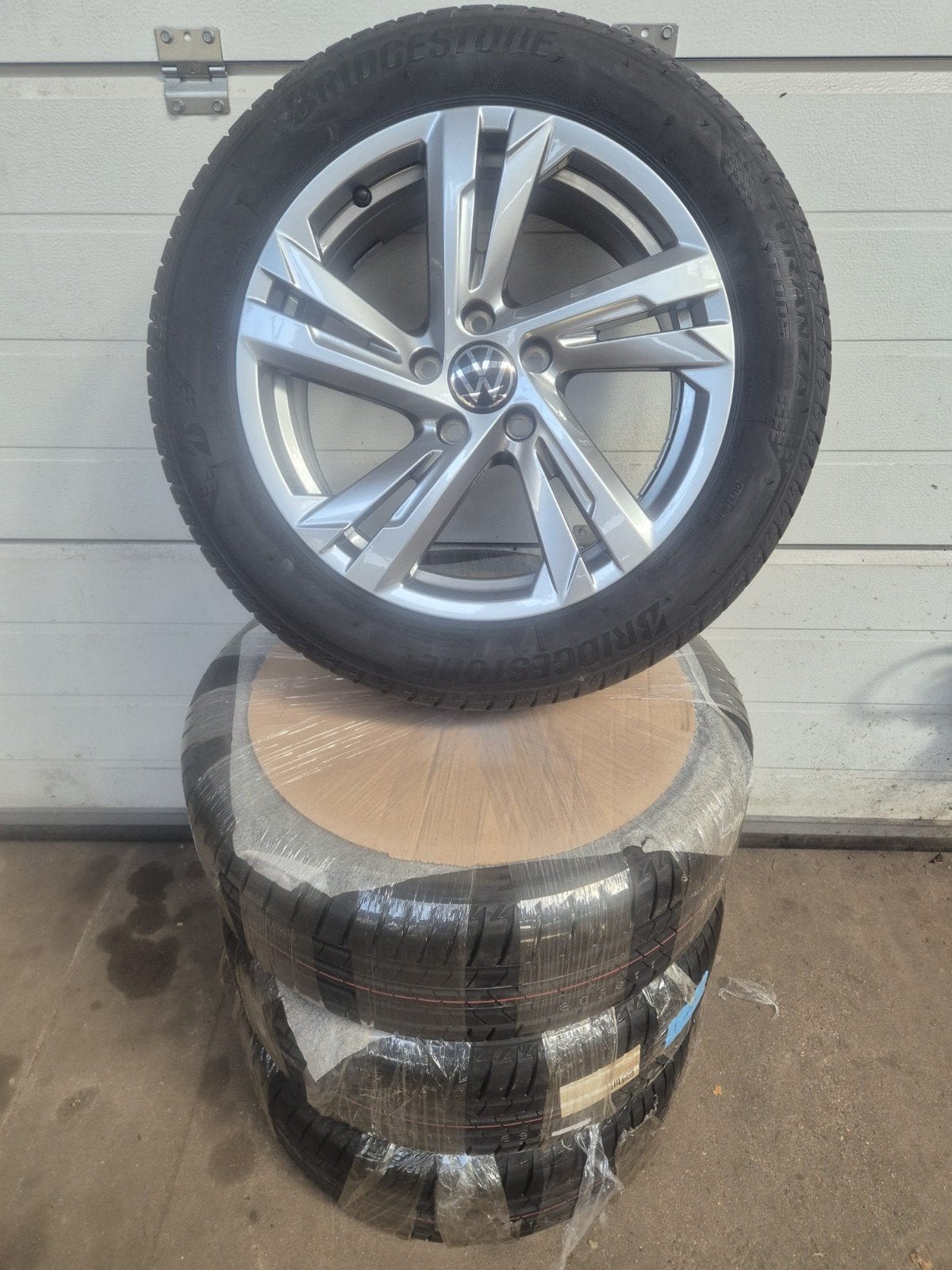 vw t-roc 17" wielen NIEUW ORGINLEEL!!, Ophalen, 215 mm, Banden en Velgen, Nieuw