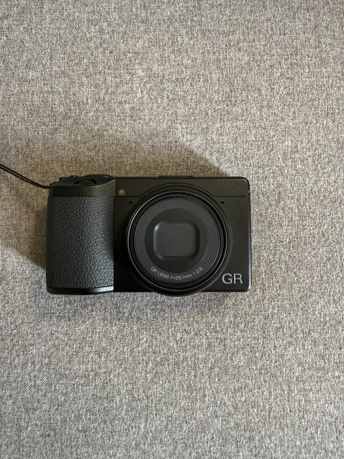 Ricoh GR3x camera in NIEUWSTAAT (inclusief 2 accu’s), Audio, Tv en Foto, Accu, Bluetooth, Ophalen of Verzenden, Zo goed als nieuw