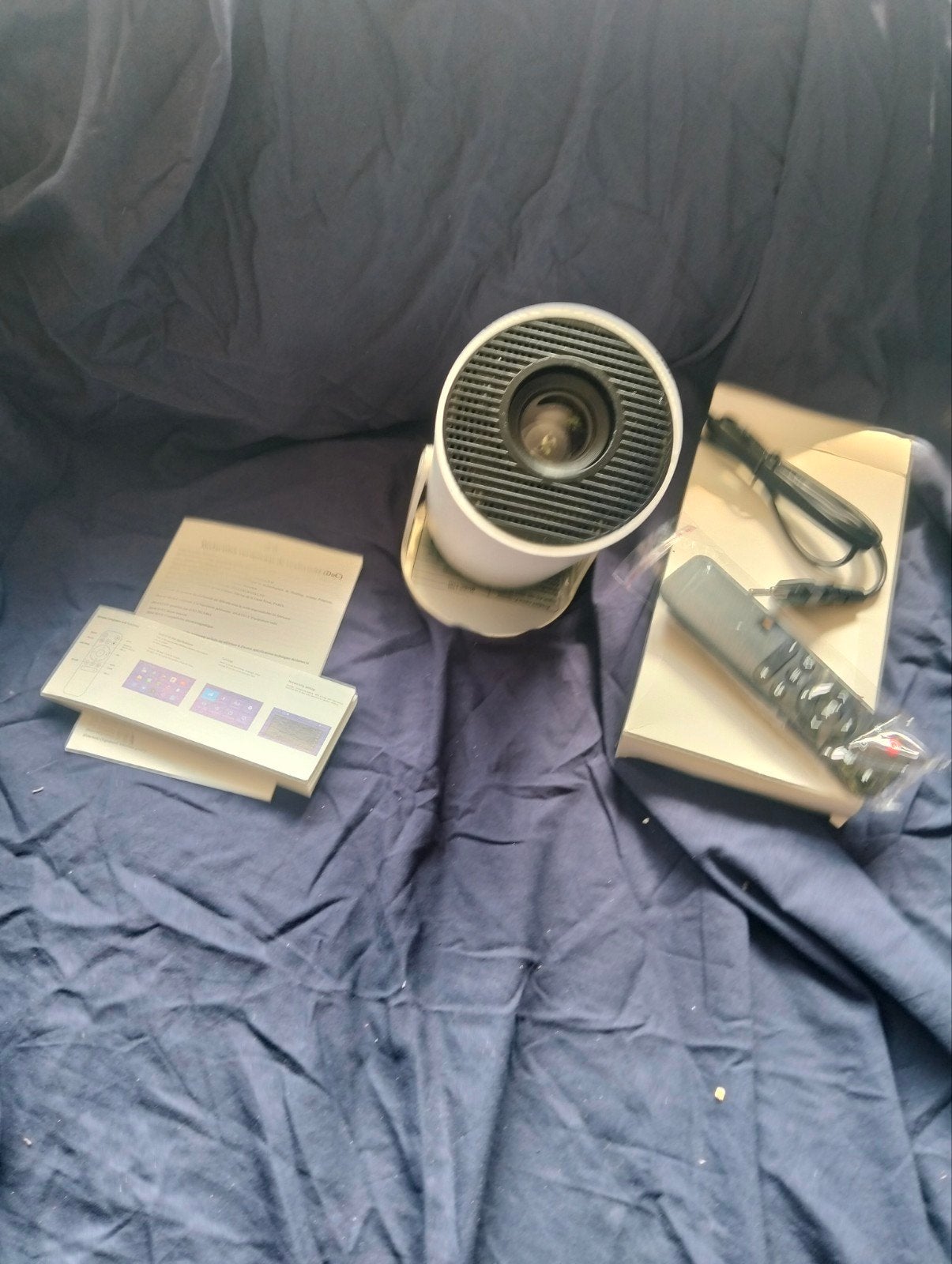 slimme projector, Ophalen of Verzenden, Nieuw