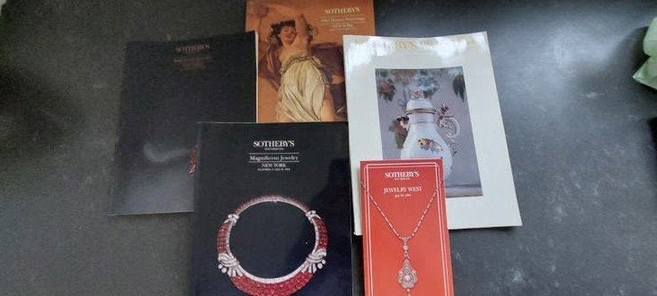Set van 5 Sotheby's catalogussen: sieraden en schilderijen, Boeken, Sothebys, Ophalen of Verzenden, Zo goed als nieuw, Catalogus