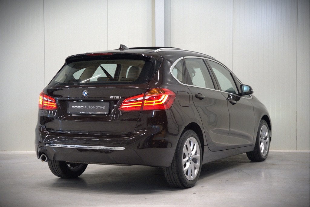 BMW 2 Serie Active Tourer 218i High Executive Luxury Line |, Automatische klimaatregeling, Gebruikt, Euro 6, Bruin