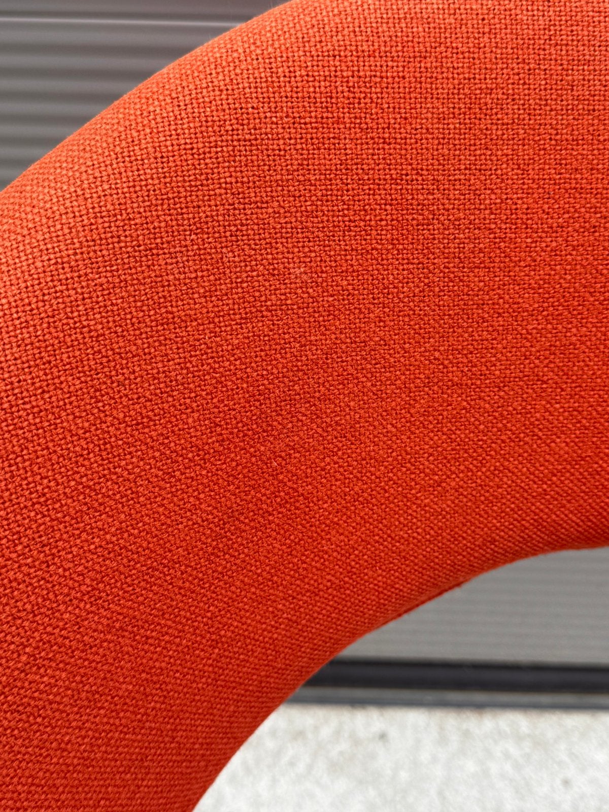 Artifort Nina stoel  oranjerood, Ophalen, Luxe design, Gebruikt, Overige kleuren