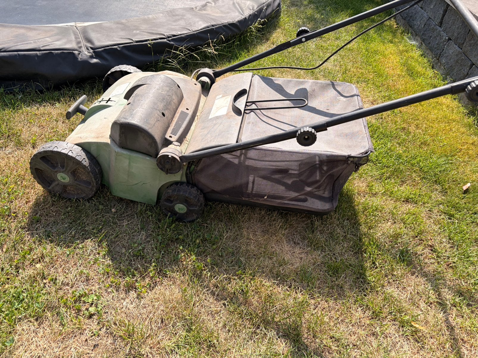 Verticuteermachine incl 2 rollen, Ophalen, Gebruikt