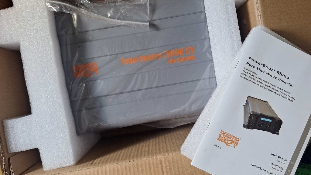 Nieuw Power Boozt Rhino Pure Sine Wave Inverter omvormer, Ophalen, Nieuw