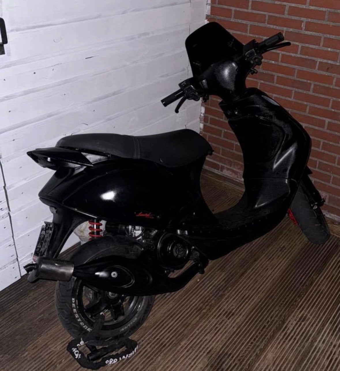 Zip 70cc (waardepeiling), Ophalen, Zo goed als nieuw, Tweetakt, Piaggio