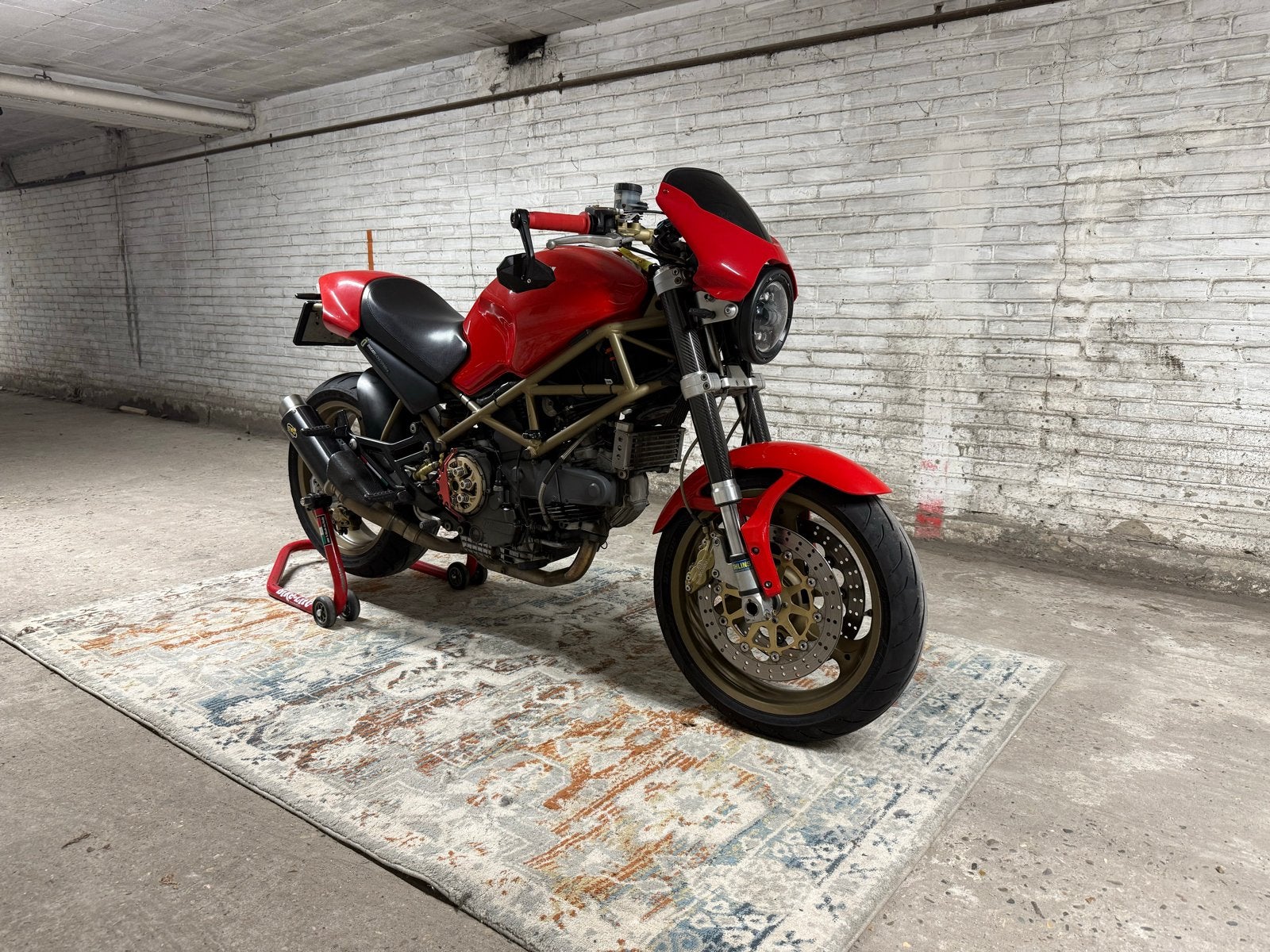 Ducati Monster M900ie - Goed onderhouden met nieuwe banden, Motoren, Motoren | Ducati, Sportuitlaat, Gebruikt, Particulier, Handgeschakeld