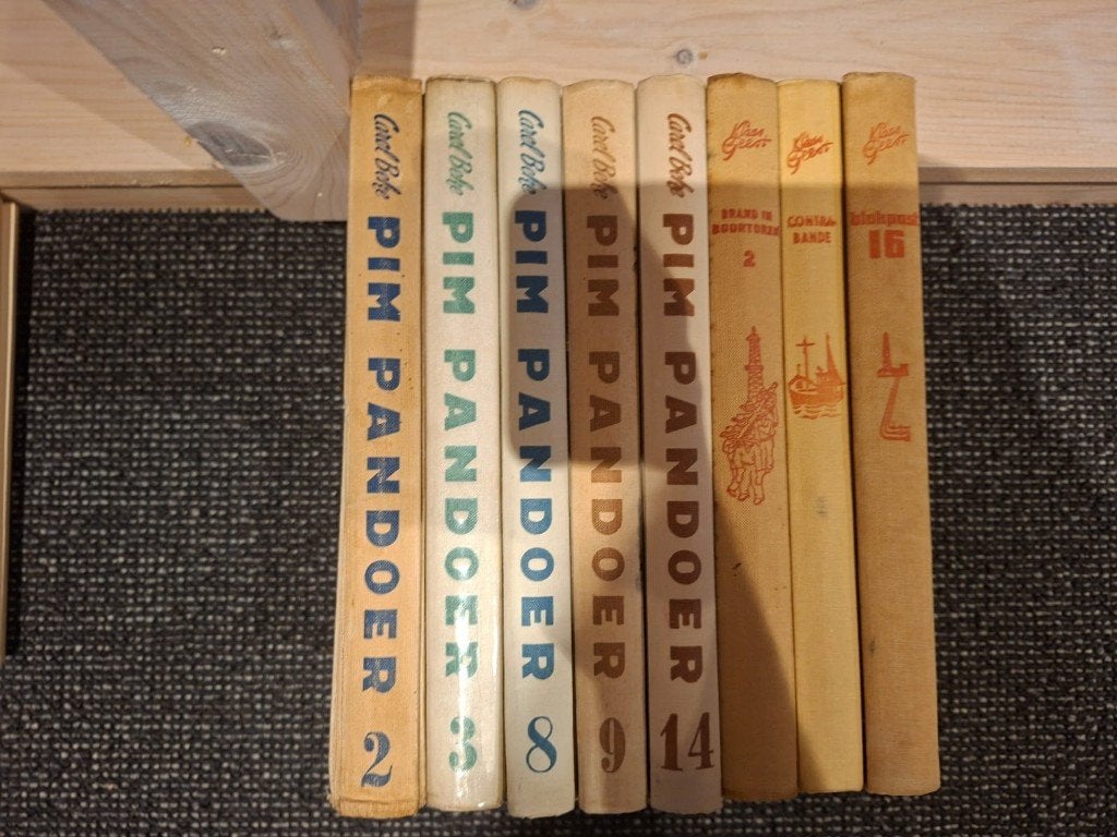 Meerdere boeken Pim Pandoer en Ato Reeks, Ophalen of Verzenden, Gelezen