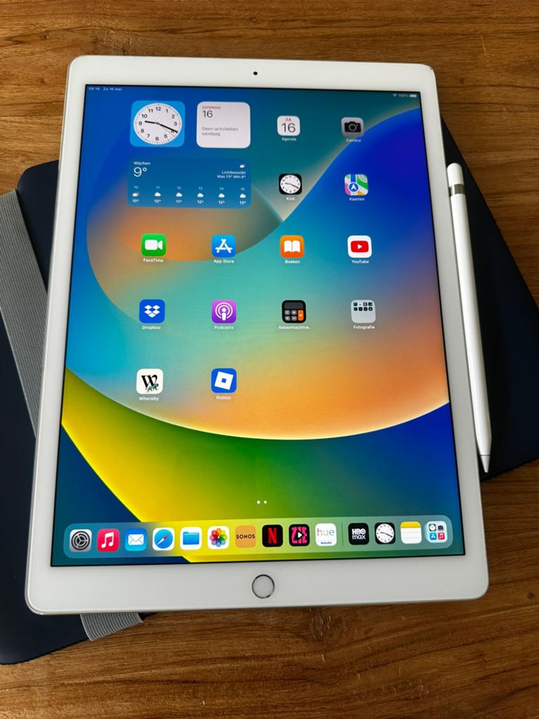 Apple iPad Pro 12.9 inch (1e gen) Wi-Fi 128GB Zilver, Computers en Software, Apple iPads, Ophalen, 13 inch of meer, Zo goed als nieuw