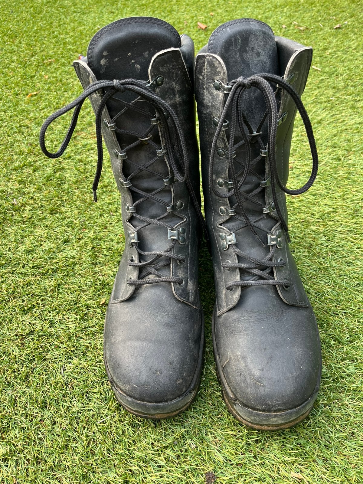 Neskrid veiligheidsschoenen maat 43, Kleding | Heren, Schoenen, Ophalen of Verzenden, Gedragen, Zwart, Werkschoenen