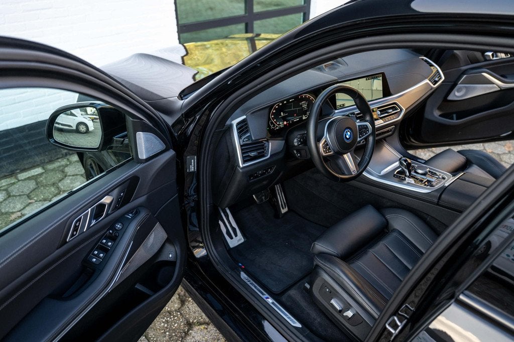 BMW X5 xDrive45e M-Sport Performance Laser B&W Trekhaak, Automaat, Gebruikt, 394 pk, Zwart