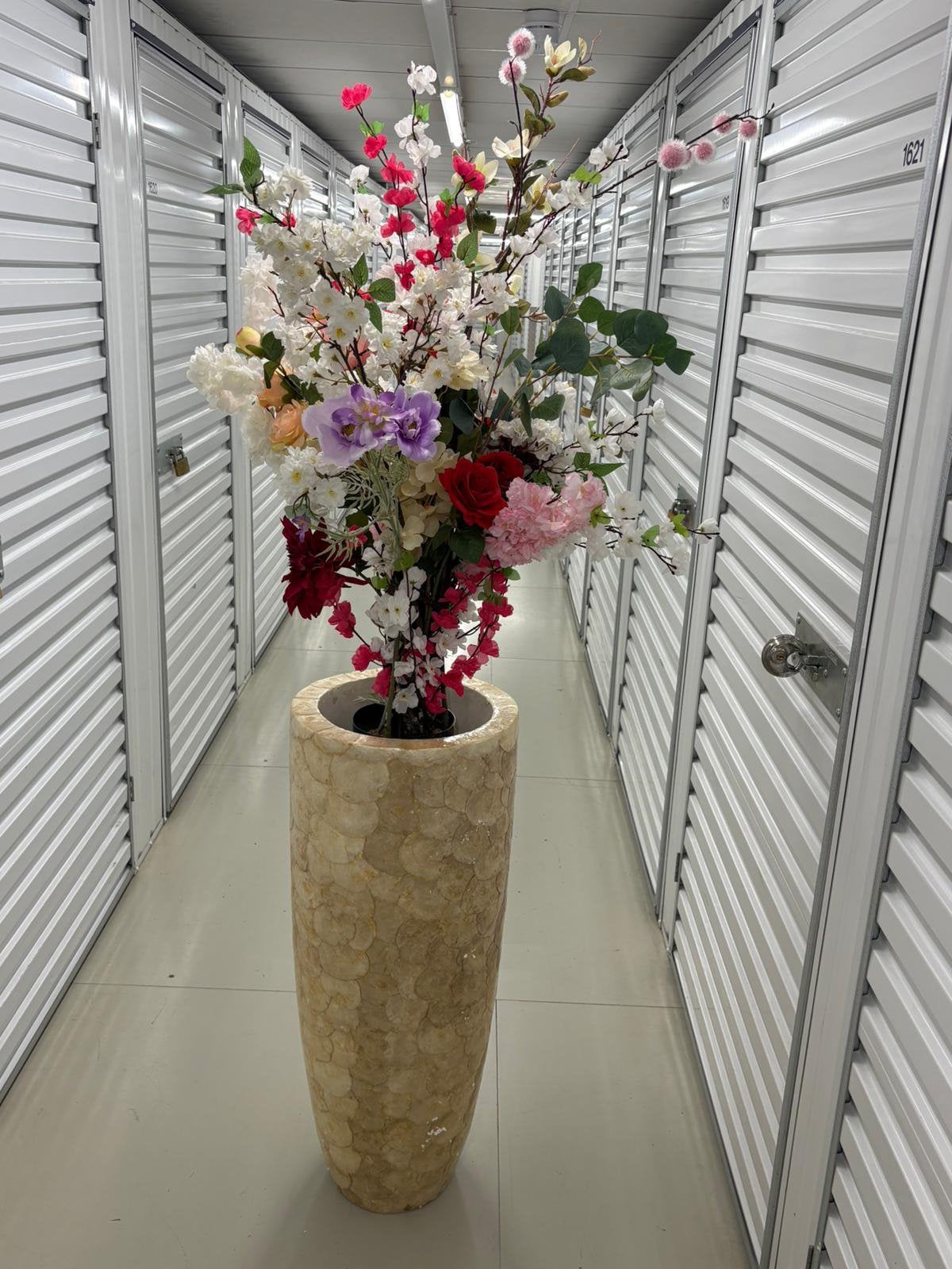 Schelpenvazen met bloesem boom, Ophalen of Verzenden
