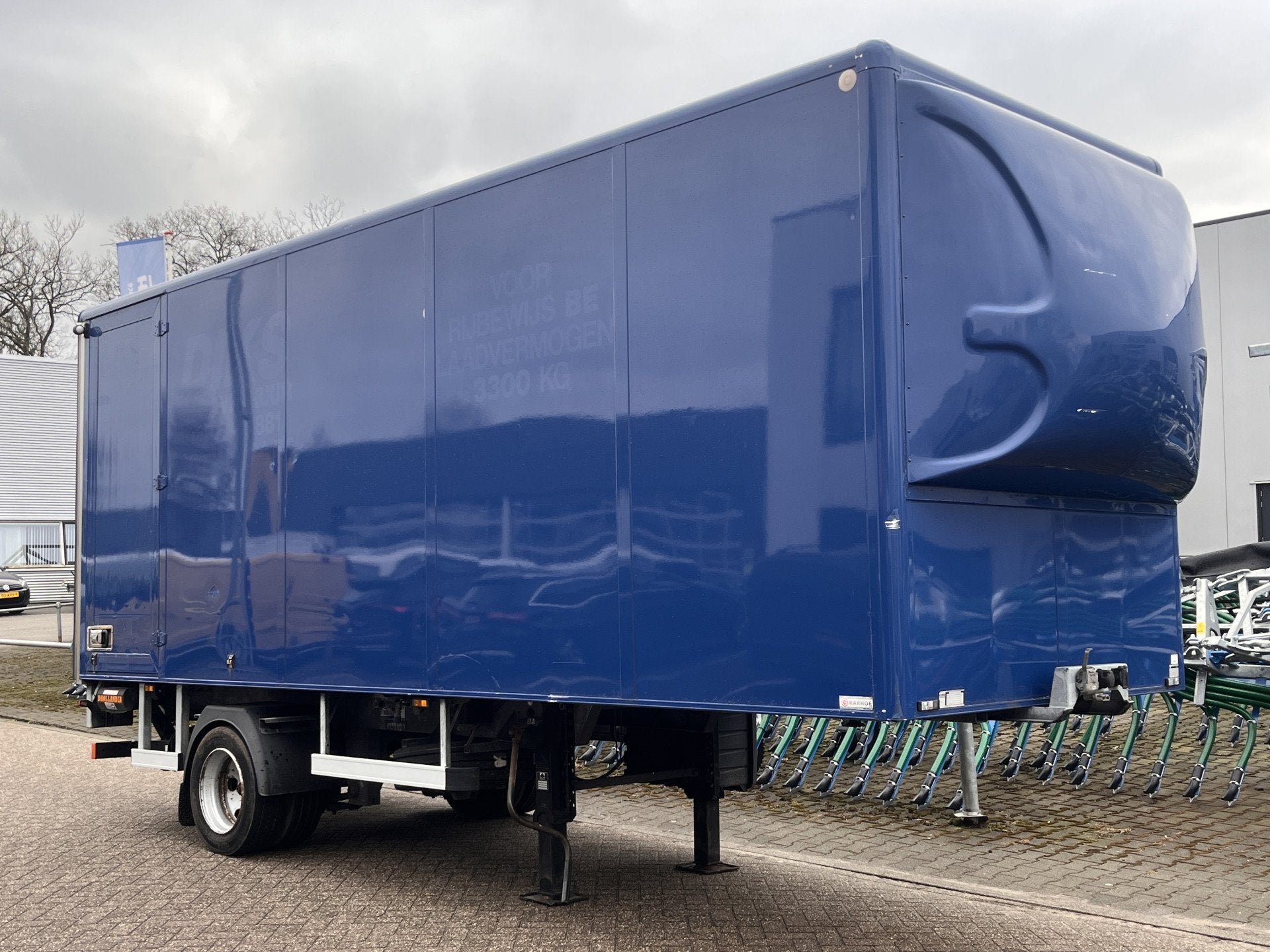 kuiper PLC Be oplegger Laadklep 1000 KG 4680kg laadvermogen, Gebruikt