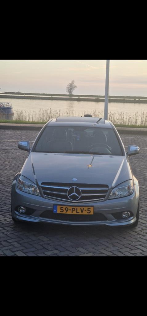 Mercedes-Benz c300 4matic 2008 Grijs, Auto's, Mercedes-Benz, Automaat, 1800 kg, Zwart, 1535 kg
