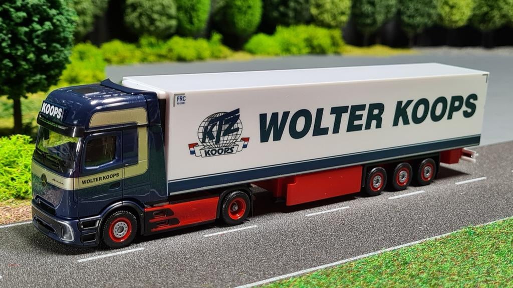 007 Herpa Wolter Koops Mercedes ProCabin koeloplegger, Ophalen of Verzenden, Nieuw, Bus of Vrachtwagen, Herpa