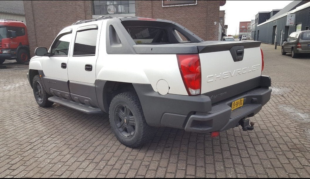 avalance 2003 APK met steekproef, 2832 kg, Chevrolet, Wit, Origineel Nederlands
