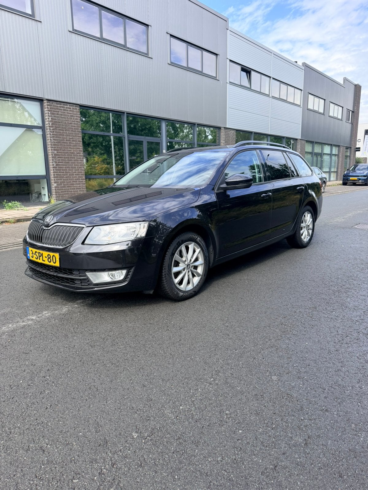 Skoda Octavia 1.2 TSI 77KW Combi 2013 Zwart, Auto's, Voorwielaandrijving, 4 cilinders, 620 kg, Zwart