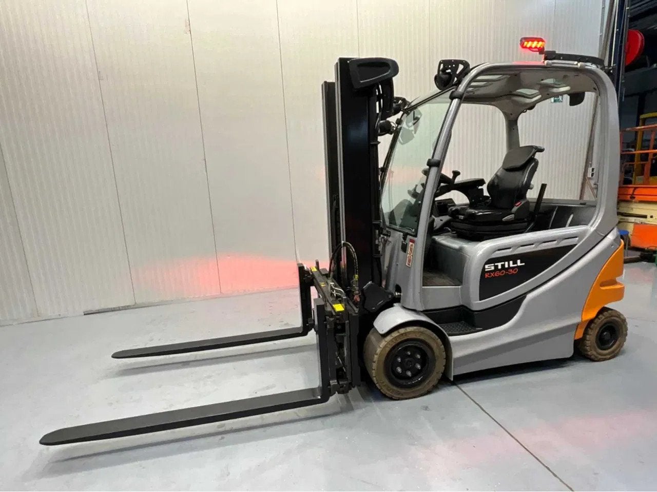 Still RX60-30 - 4,8M - Triplex - Vorkensteller - Freelift -, 3000 tot 4000 kg, Overige aandrijving, Heftruck, Still