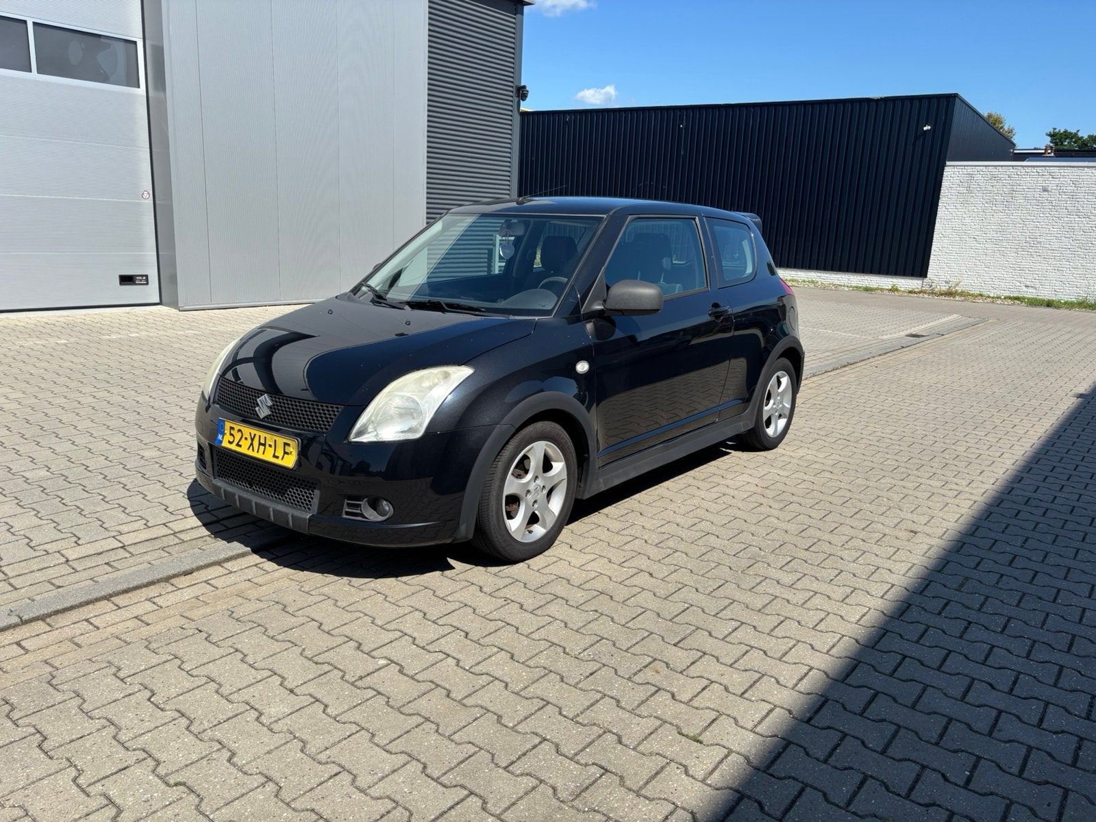 Suzuki Swift 1.5 3D 2007 Zwart, Auto's, Voorwielaandrijving, 15 km/l, 40 €/maand, 4 cilinders