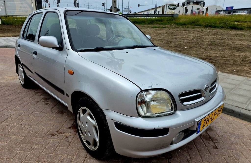 Nissan Micra 1.3 5D N-cvt 1999 Grijs, Auto's, 15 km/l, 74 pk, 31 €/maand, 4 cilinders