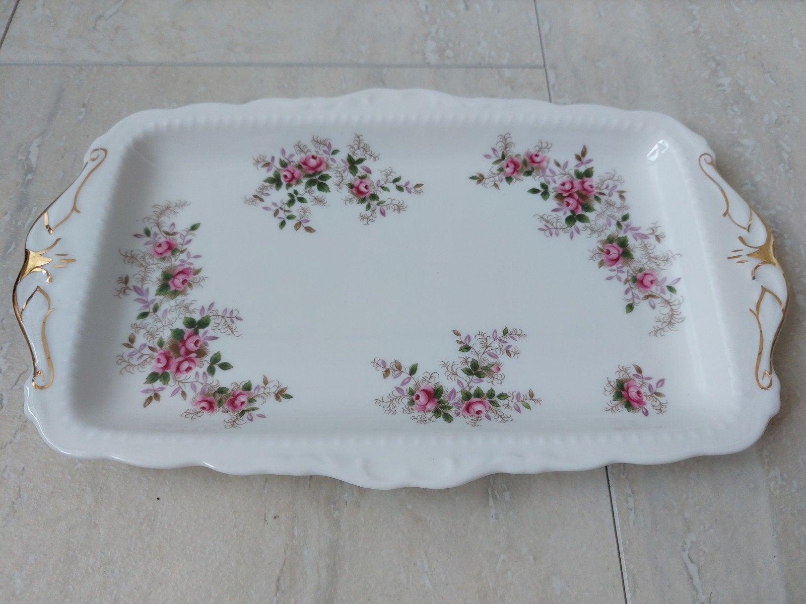 Cakeschaal Royal Albert Lavender Rose cake schaal, Ophalen