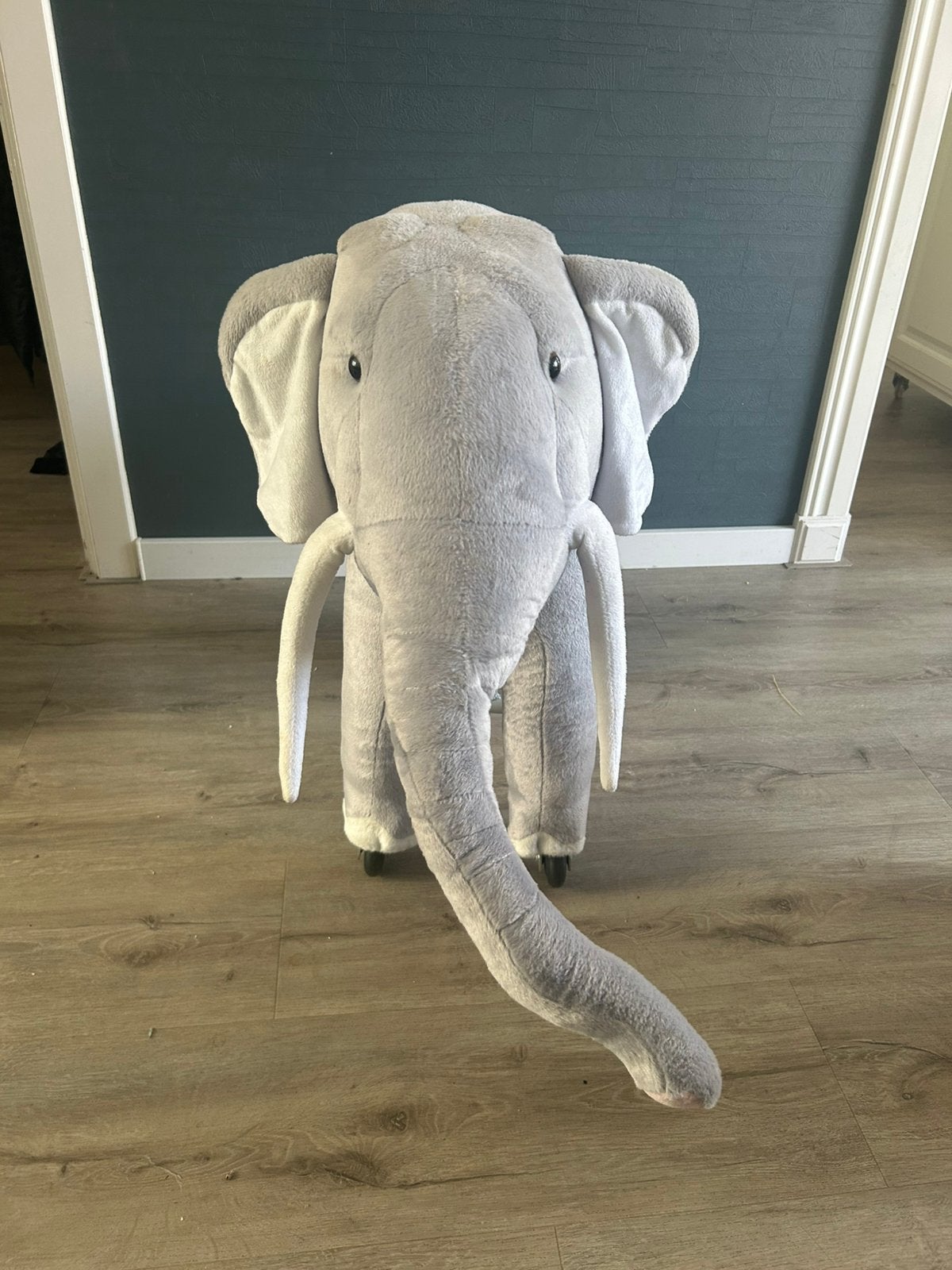 Rijdende trap olifant, Grijs, Ophalen, Zo goed als nieuw, Overige typen
