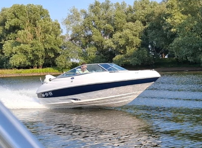 Style 190 Bowrider 2011 + 140 PK 4 Takt Bbm Incl. Trailer!, Viertaktmotor, Ophalen of Verzenden, Zo goed als nieuw, 120 tot 200 pk