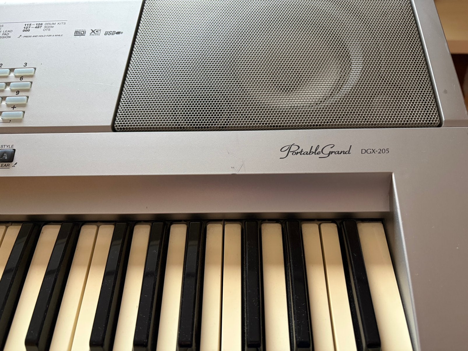 Yamaha keyboard Portable Grand dgx 205, Muziek en Instrumenten, Piano's, Ophalen, Gebruikt, Overige kleuren, Digitaal
