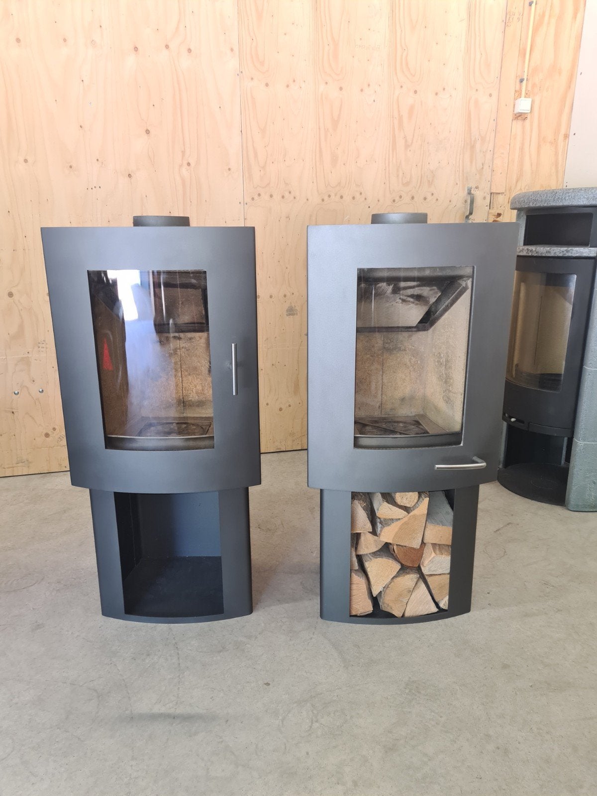 2 X PRACHTIGE SKANTHERM TYPE IVO, Gebruikt, Houtkachel, Ophalen of Verzenden, Vrijstaand