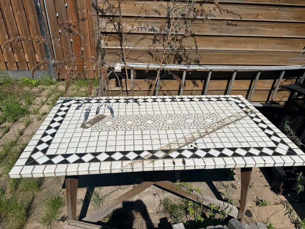 Tuintafel, Ophalen, Zo goed als nieuw, Overige materialen