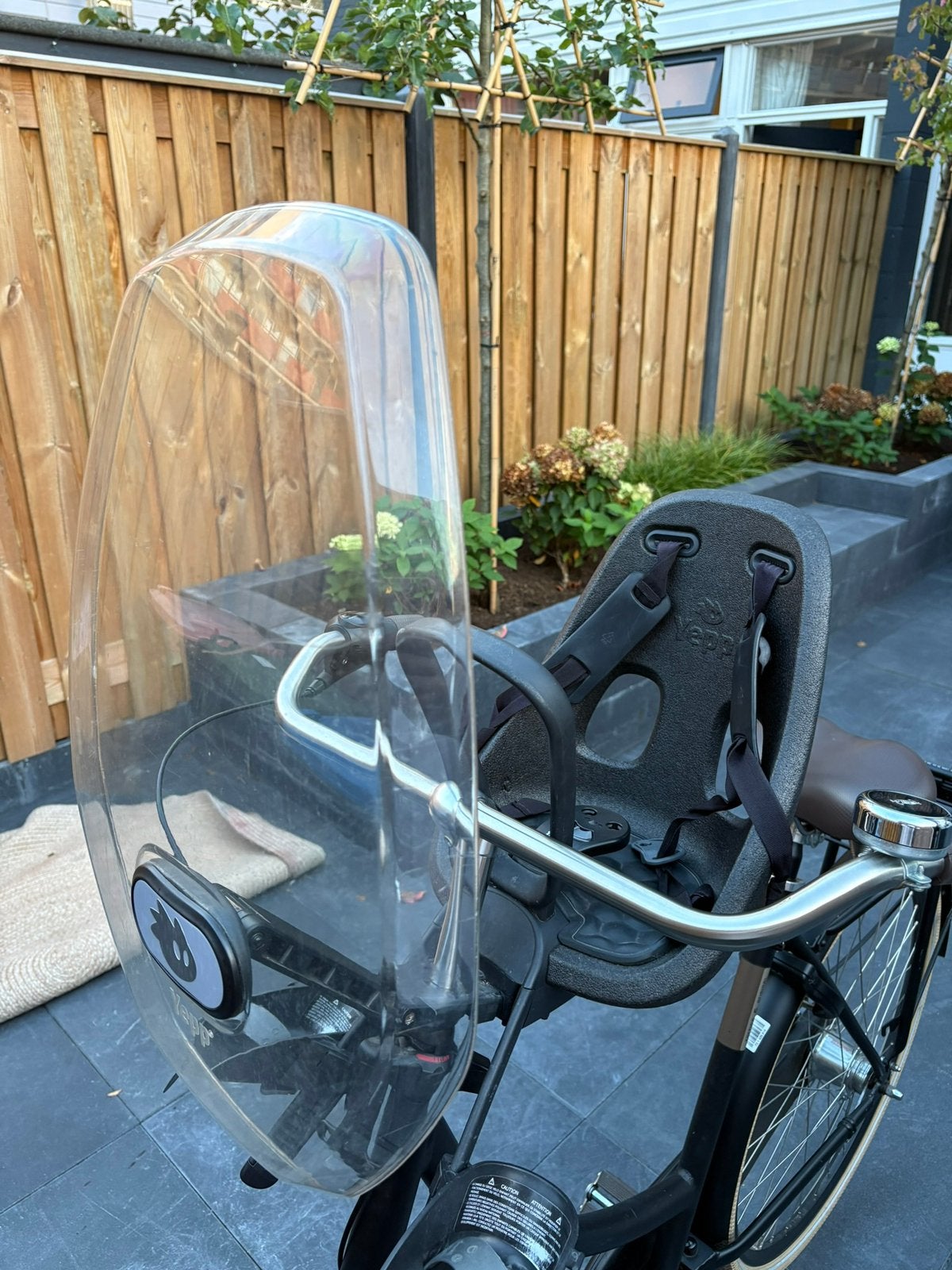 Thule Yepp fietszitje voor met windscherm, Ophalen, 0 t/m 18 kg, Voorzitje, Gebruikt