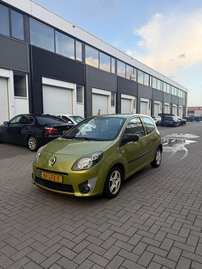 Renault Twingo 1.2 16V 2010 Groen, Auto's, Renault, 839 kg, Twingo, 4 cilinders, 4 stoelen