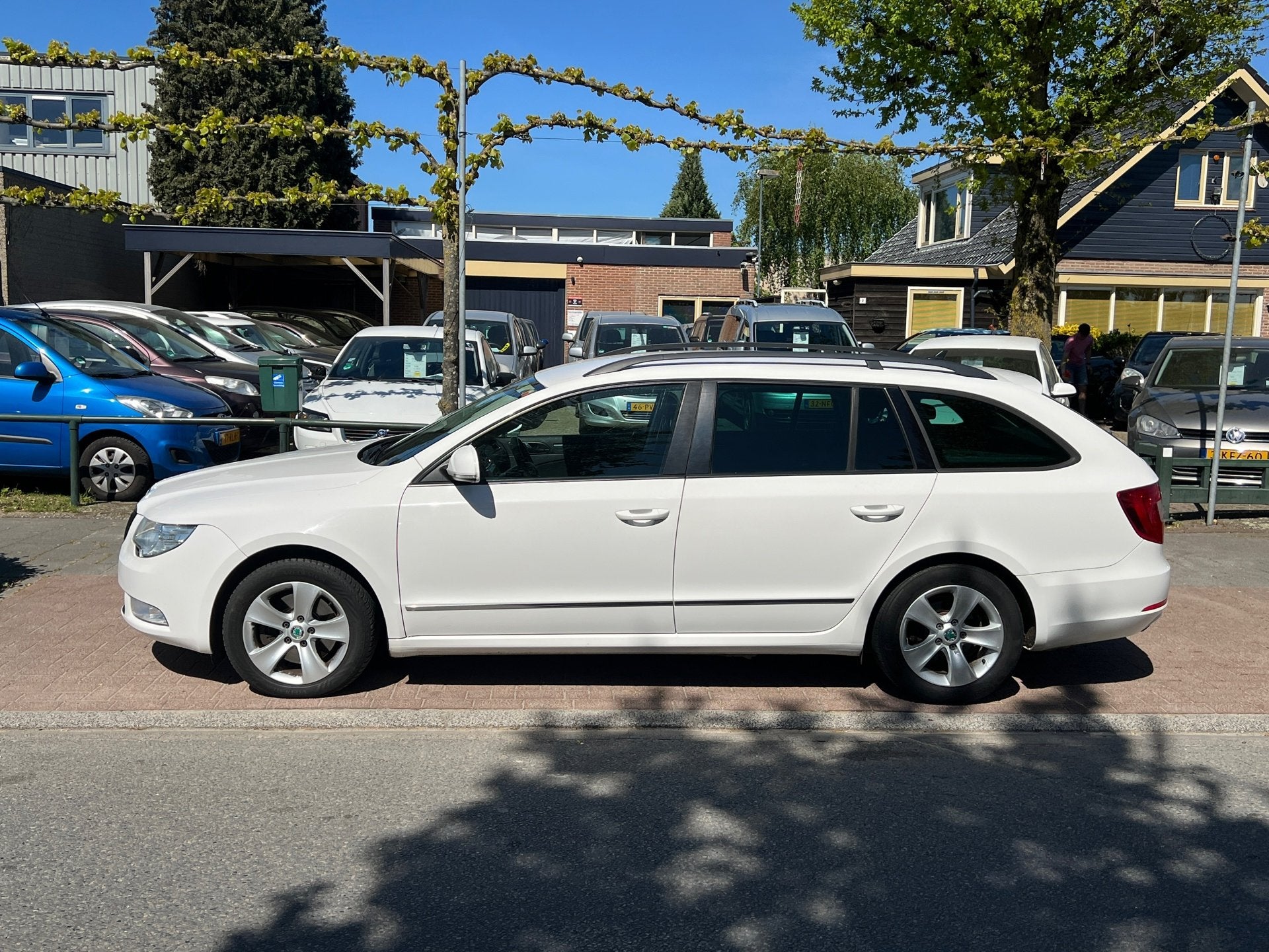 Skoda Superb Combi 1.4TSI Greentech Active * APK 14-05-2027!, Voorwielaandrijving, Euro 5, 125 pk, Gebruikt