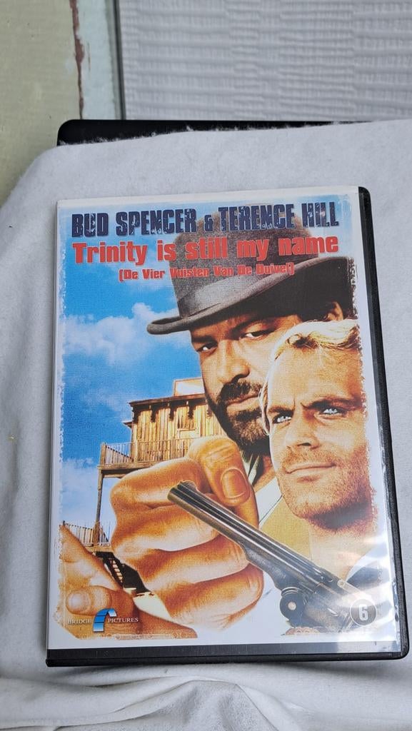 Dvd  ,de vier vuisten van de duivel, spencer & hill, Vanaf 6 jaar, Ophalen of Verzenden, Zo goed als nieuw, Actiekomedie