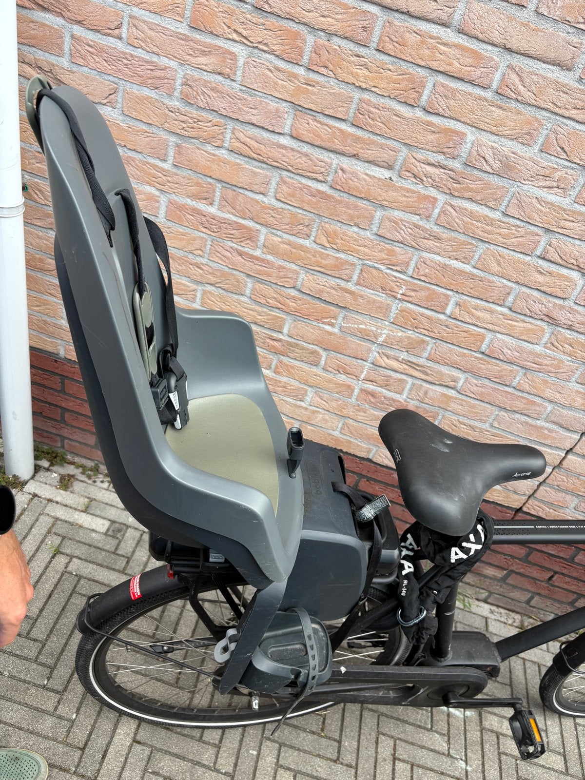 Bobike Exclusive Tour fietsstoeltje achter met adapters, Fietsen en Brommers, Fietsaccessoires | Fietsstoeltjes, Ophalen, Gebruikt